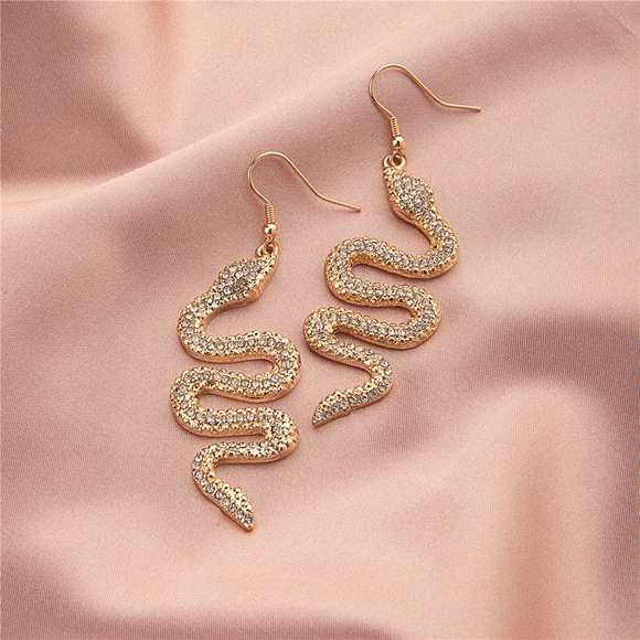 3/$25🦋 Crystal Snake Earrings Gold - Picture 3 of 4